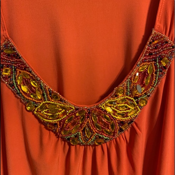 Woman’s TOP 18/20 -burnt orange w/jeweled neck $15 - Picture 3 of 4